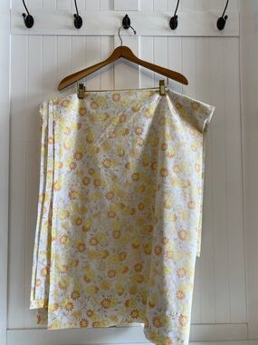 Vintage Floral Sheet - Orange & Yellow Flowers